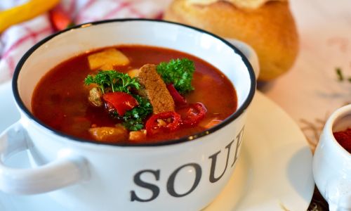 Foto Eintopf (Motiv von RitaE@Pixabay, vielen Dank!)